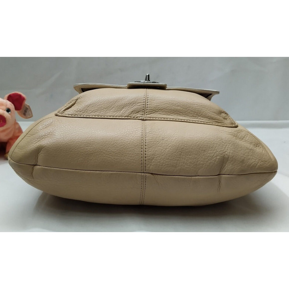 Coach Penelope Beige Pebbled Leather Turnlock Front Pocket Zipper Shoulder Bag - Picture 7 of 16